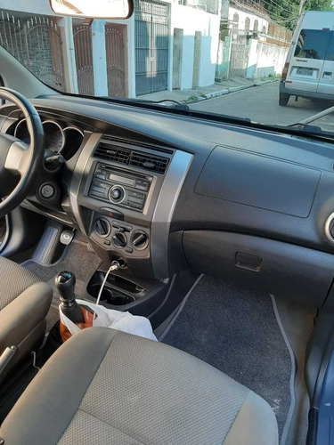 Nissan Grand Livina 2010 1.8 Flex 5p