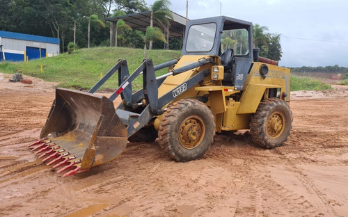 Imagem 3 de 8 de Pá Carregadeira Case W18d 1993