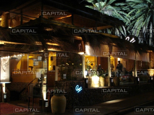 Local Gastronómico En Venta Y Alquiler Anual, Península. Punta Del Este- Ref: 25323