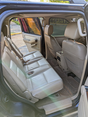 Imagen 7 de 10 de Ford Explorer