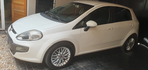 Fiat Punto 1.6 Essence 2015