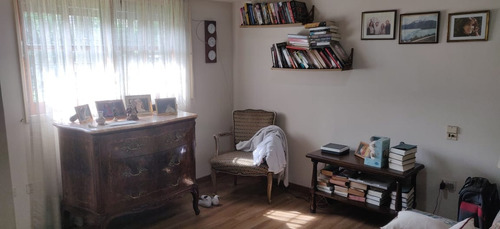 Chalet Impecable En Zona Residencial.