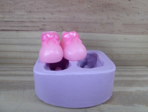 Imagem 3 de 4 de Molde Forma Silicone Sapatinho De Bebe Par