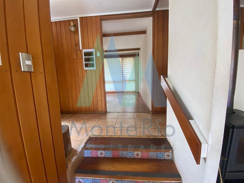 Casa En Venta De 3 Dorm. En Valdivia