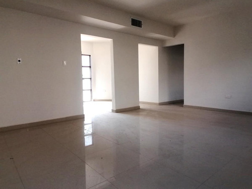 Casa En Venta En Los Arrayanes, Gómez Palacio, Durango