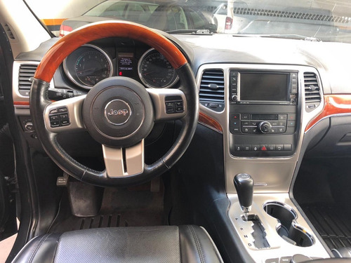 Imagen 5 de 5 de Grand Cherokee Overland 2011 Remato