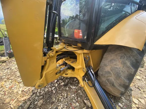 Retroexcavadora Caterpillar 416e Mod 2015