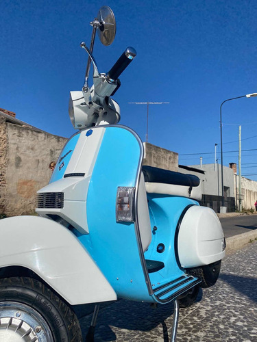 Imagen 2 de 8 de Piaggio Vespa Px-150e