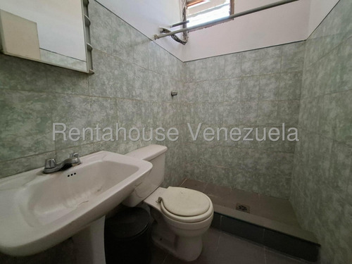 Edificio En Venta En Av Miranda Maracay Excelente Ubicacion 3 Niveles Deposito Areas Oficinas Ascensor De Carga Y Mas Alto Trafico Estef 25-12253