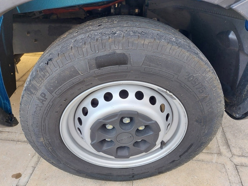 Imagem 11 de 15 de Iveco Dayli 35 S 14 2019, Estado De Novo.