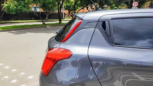 Suzuki Swift Hybrid Más Accesorios
