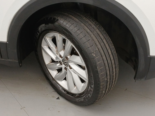 Volkswagen T-Cross 1.0 200 TSI TOTAL FLEX AUTOMÁTICO