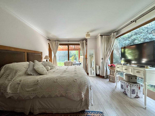 Espectacular Casa En Lo Barnechea (101647)