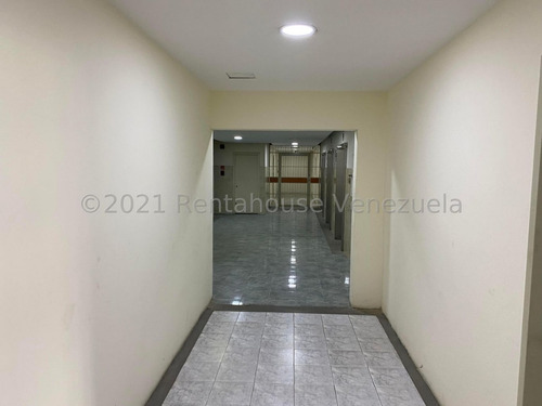 Imagen 4 de 9 de Oficina En Venta En Los Palos Grandes (mg) 58 424 280 09 21