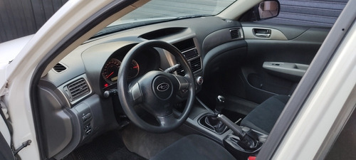 Imagen 9 de 25 de Subaru Impreza 2008 1.5 R 5mt Sawd 107cv