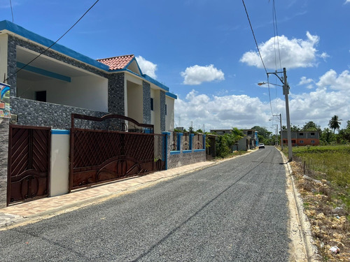 Terrenos De 200 Mts2 Con Titulos Deslindados.