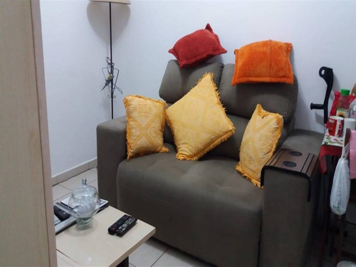 Imagem 9 de 11 de Um Lindo Sala Living Reformado, Em Uma Otima Localizacao, Proxio A Tudo.. Agende Sua Visita! - Hm2775