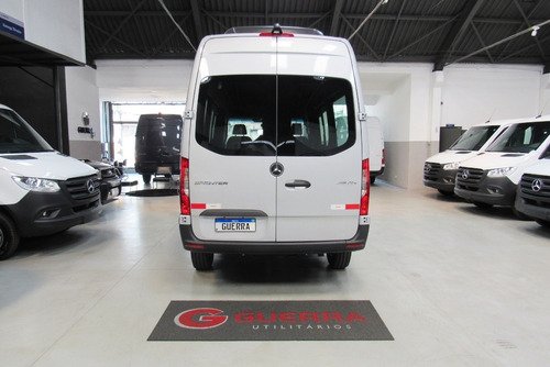 Imagem 5 de 11 de Mercedes-benz Sprinter 416 21/22 10,5m³ Vitrê High Tech