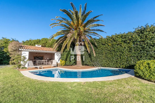 Casa Modernizada 5 Dormitorios En El Corazón De La Península - Ref : Pbi15014