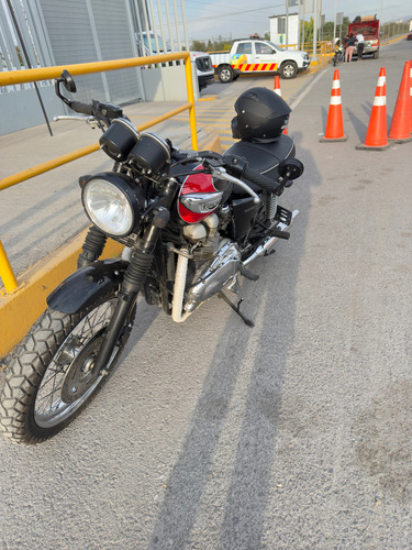 Triumph Bonneville T100 - 865cc