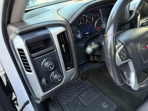 GMC Sierra 5.4 Cabina Regular Sle 4x4 At