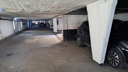 Venta - Cochera C/baño Y Acensor - San Nicolas