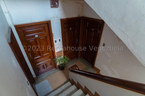 Edificio En Alquiler Chacao Ia25-35274