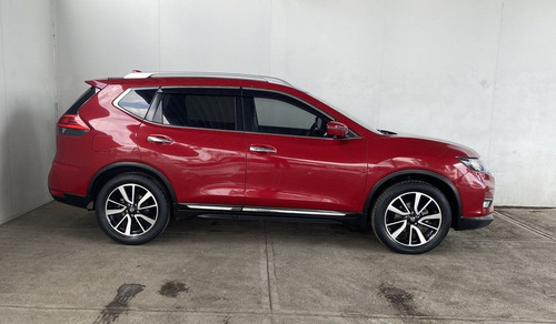 Imagen 4 de 13 de Nissan X-trail 2018 2.5 Exclusive 2 Row Cvt