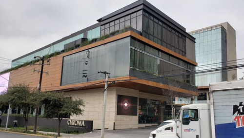 Local En Venta O Traspaso Plaza Chroma Santa Engracia San San Pedro