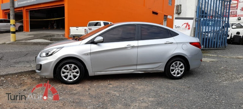 Hyundai Accent Gl I.25 2014