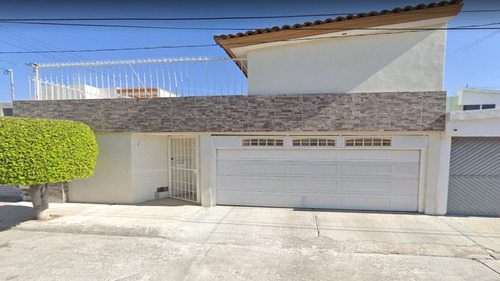 Casa En Venta En Col. Centro (villas Del Sur)