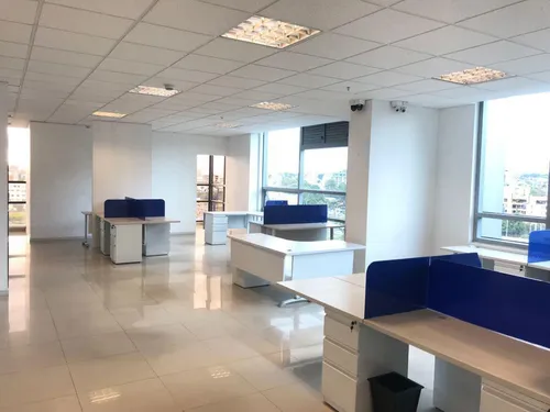 Oficina En Arriendo/venta En Chico Norte Iii. Cod A1105010