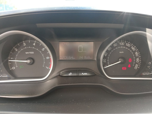 Peugeot 208 Feline Manual Usado 2018