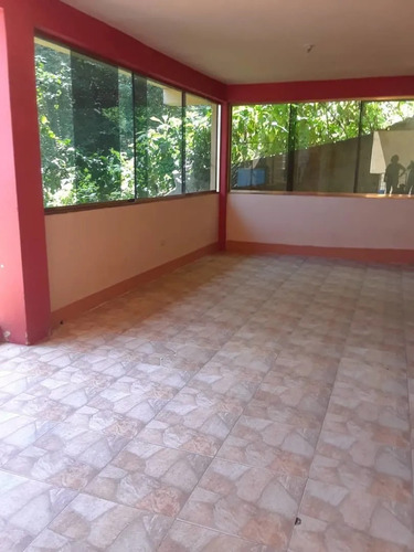 Imagen 11 de 13 de Casa Urb Cultura El Junquito