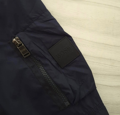 Chamarra Bomber Hugo Boss Talla G Slim Fit De Hombre (Usado)