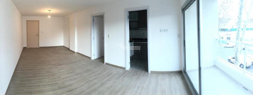 Imagen 8 de 28 de Apartamento Aguada Venta 2 Dormitorios Al Precio De 1 Dormitorio!! San Martin Ed. Altos Del Palacio