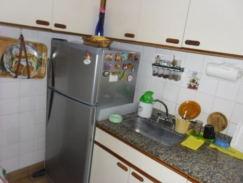 Imagen 2 de 8 de Vendo Departamento 2 Ambientes Con Balcon Zona Torreon