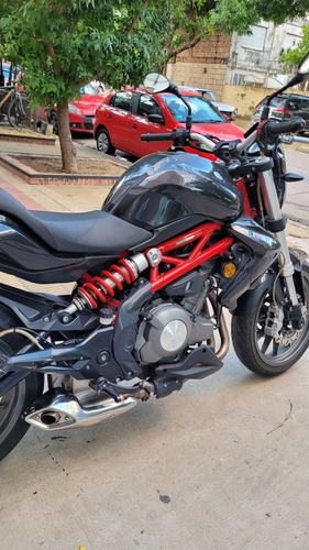 Benelli Tnt 300