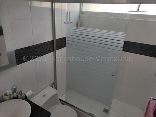 Imagen 11 de 18 de Ana Cárdenas Vende Apartamento En La Urbina Mls #22-5240