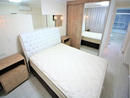 Imagem 15 de 19 de Praia Das Pitangueiras - Morro Do Maluf - Guarujá - 5 Dormitórios - 3 Suites - 2 Vagas - Ap4044 - 34710917