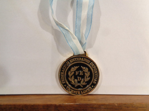 Medallon Federacion Entidades Deportivas Vicente Lopez Dora 