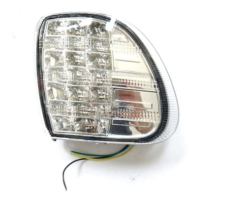 Cuarto Led Blanca De Internation 9200 1999-2011 Lado Piloto