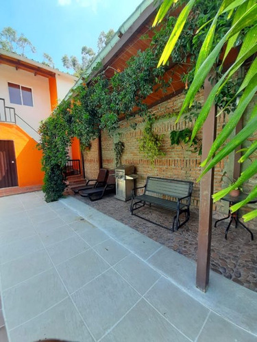 Se Vende Hermosa Finca Con Piscina 3.600 M2 De Terreno Rozo Valle
