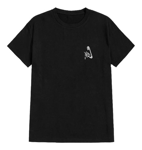 Polera Minimalista Alfiler De Corazón