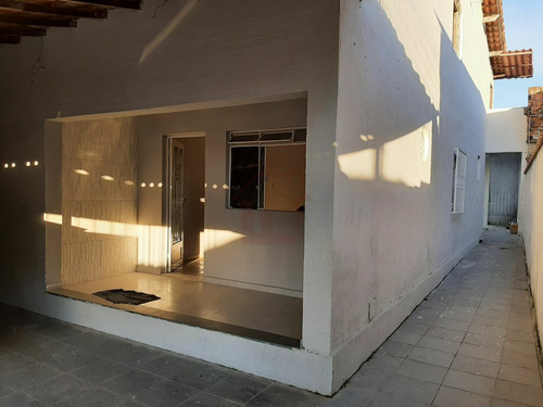 Imagem 2 de 30 de Casa À Venda No Bairro Centro - Pinheiral/rj - C1806