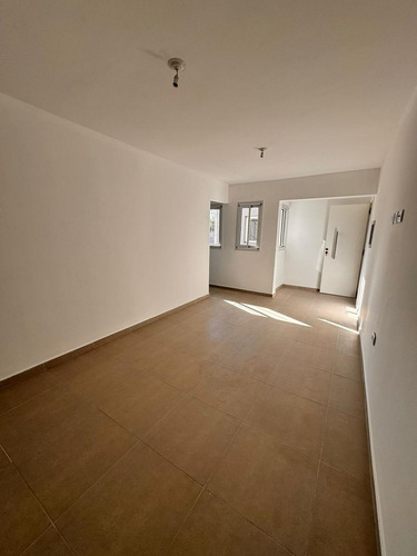 Departamento En Venta 2 Dorm. Con Patio