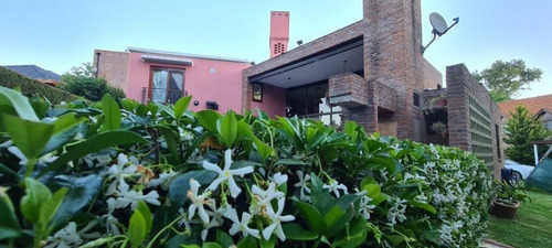 Hermosa Casa En Venta En Country