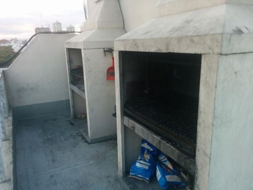 Charcas Y Darregueyra - Moderno Estudio Con Balcón Terraza En Palermo