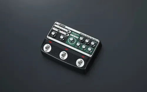 Pedal Boss RE-202 Digital para Delay e Reverb de Eco Espacial