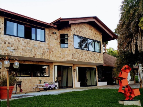 Se Vende Casa 620m2 5h/6b/7p Sartenejas